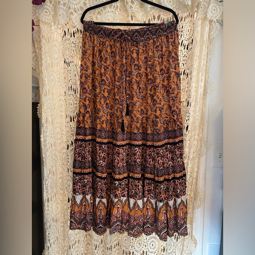 Size XL Nostalgia boho maxi skirt.